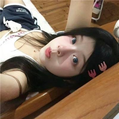 深夜中的企鹅